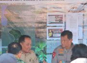 KAPOLDA DAN GUBERNUR KALTENG TINJAU POSKO KARHUTTLA DI TUMBANG NUSA