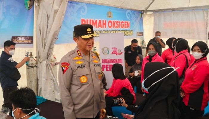 PEDULI KESEHATAN MASYARAKAT, POLDA KALTENG DIRIKAN RUMAH OKSIGEN 24 JAM DI 7 TITIK PALANGKA RAYA.